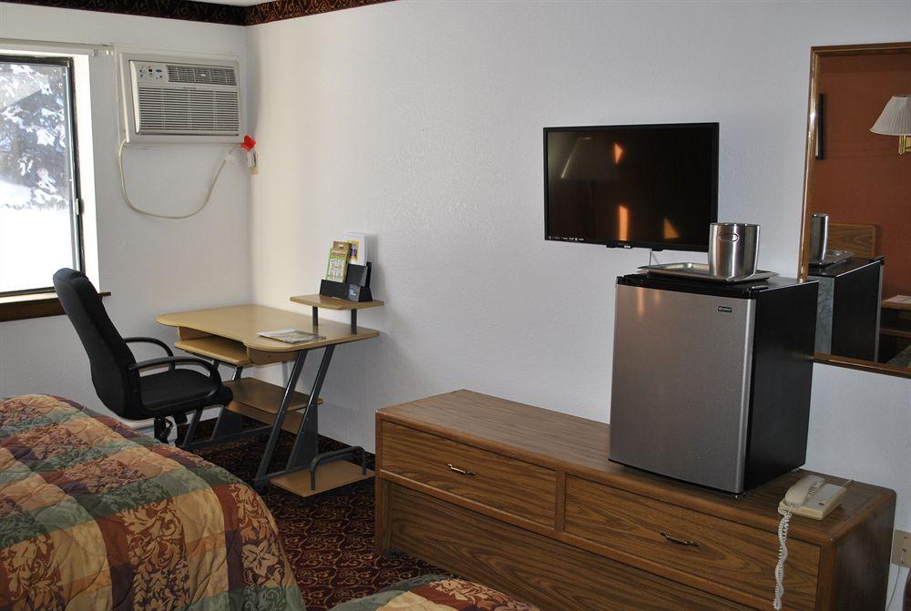 Waconia Inn And Suites Екстер'єр фото