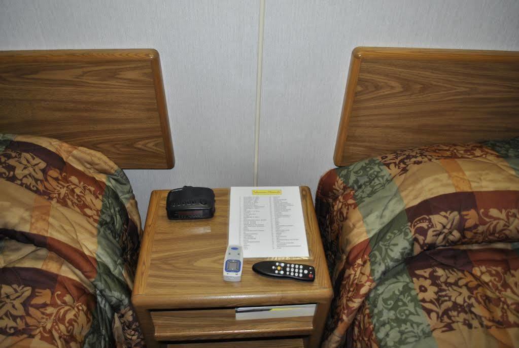 Waconia Inn And Suites Екстер'єр фото
